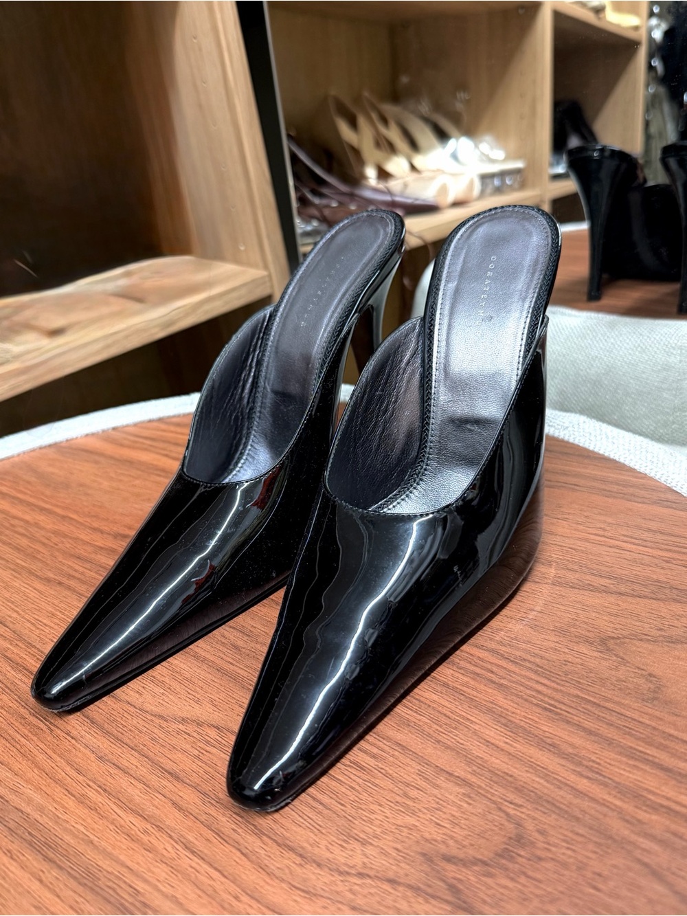 Dorateymur Black Pointed-Toe Heels EU 39